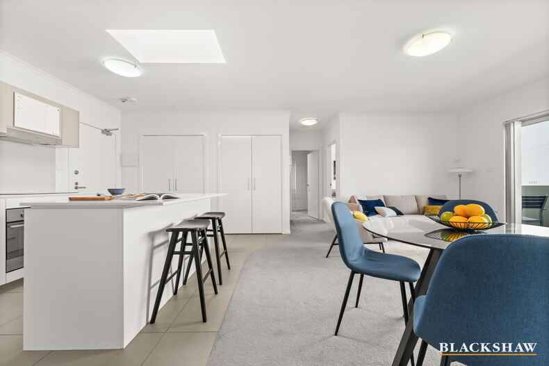 19/56 Cowlishaw Street Greenway