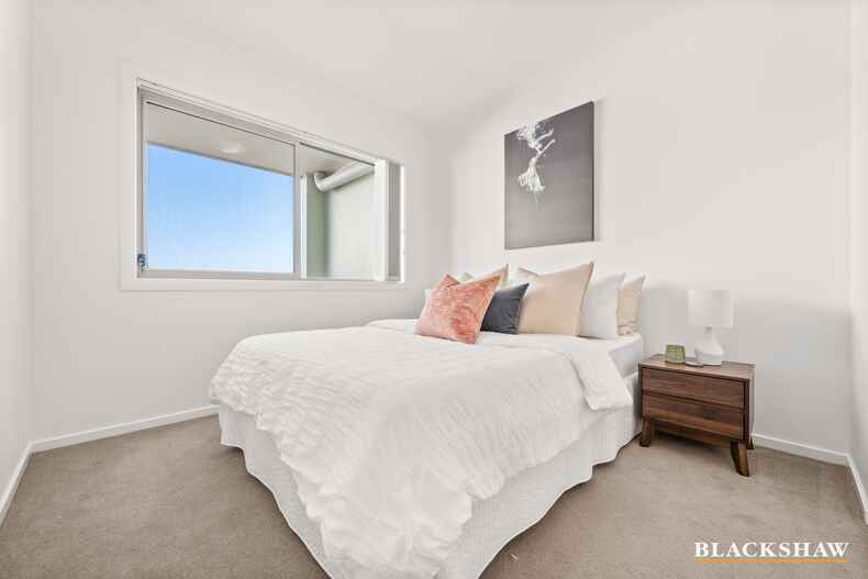 19/56 Cowlishaw Street Greenway