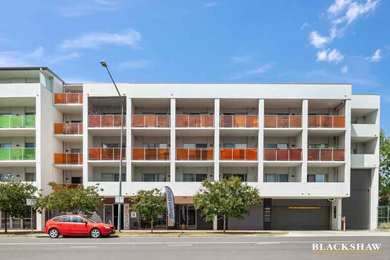 19/56 Cowlishaw Street Greenway
