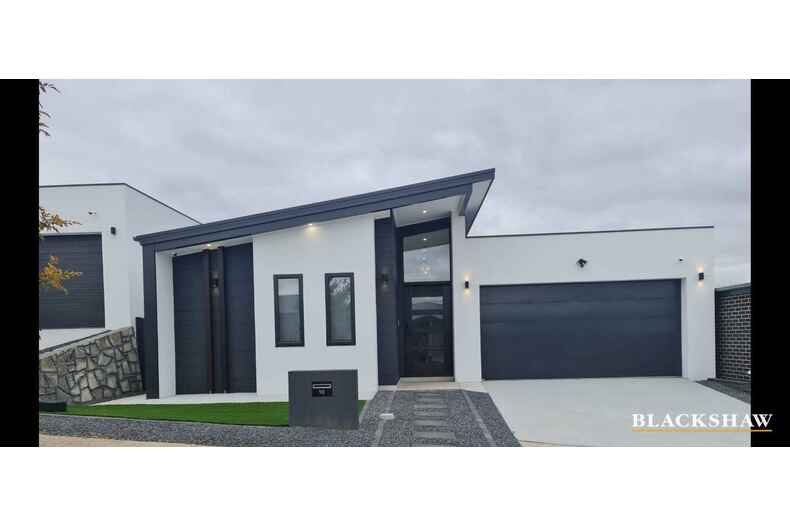 10 Baas Becking Street Whitlam