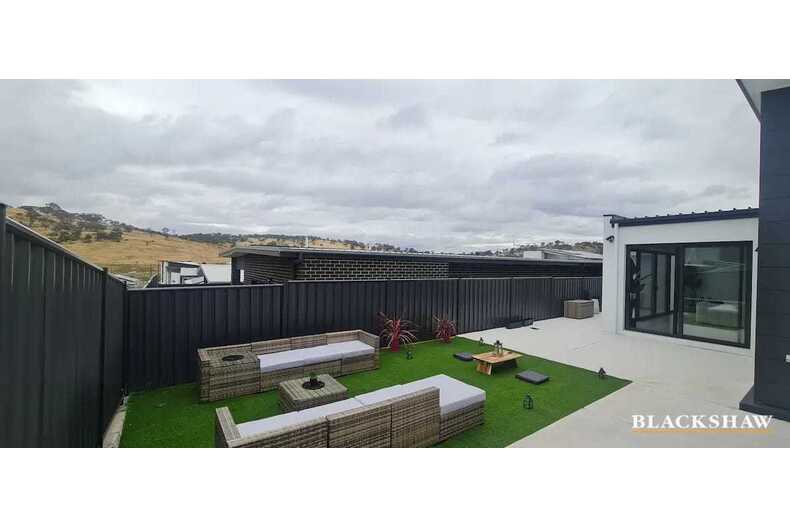 10 Baas Becking Street Whitlam