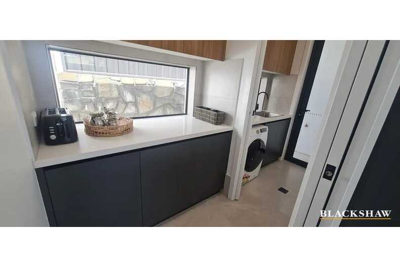 10 Baas Becking Street Whitlam