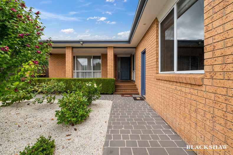 7 Walton Street Isaacs