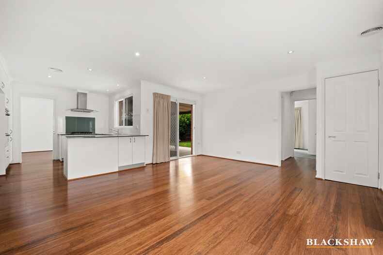 7 Walton Street Isaacs