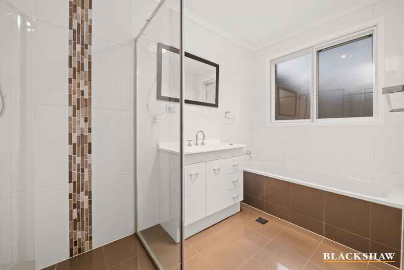 7 Walton Street Isaacs