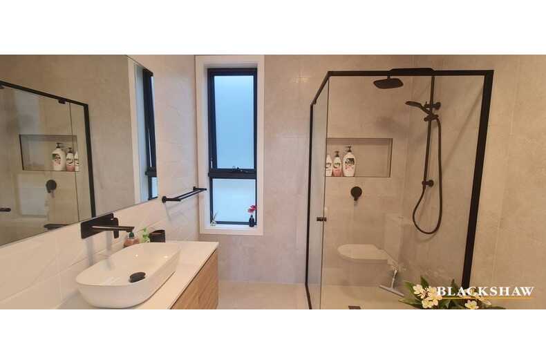 10 Baas Becking Street Whitlam