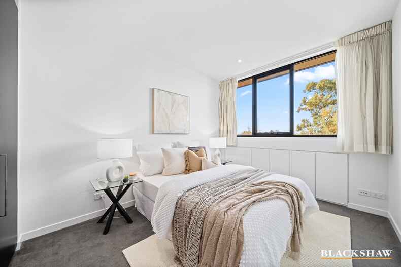 15/50 Lowanna Street Braddon