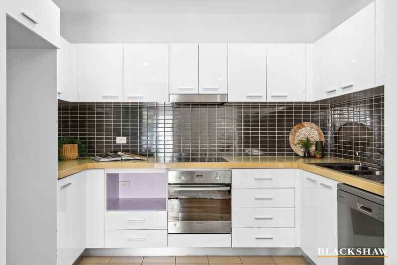 2/12 Towns Crescent Turner