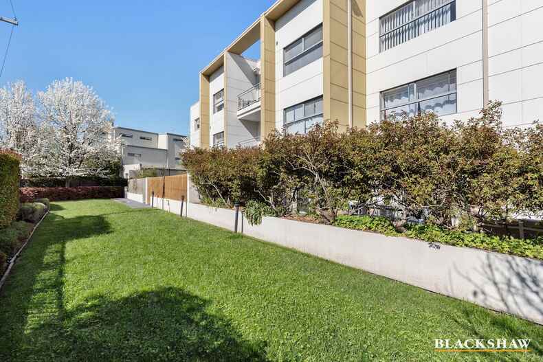 2/12 Towns Crescent Turner