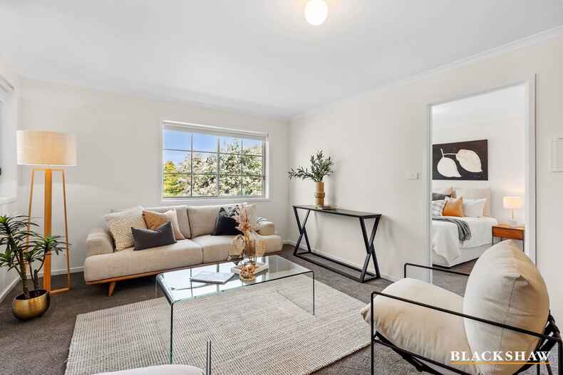 42/60  Henty Street Braddon