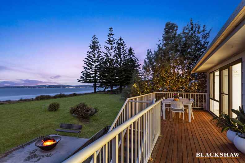 22 Sandy Place Long Beach