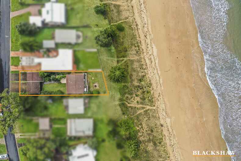 22 Sandy Place Long Beach