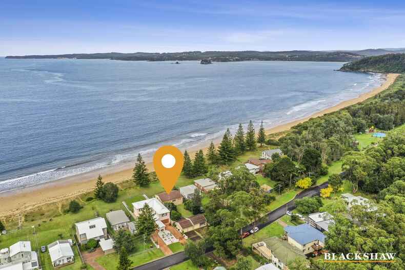 22 Sandy Place Long Beach