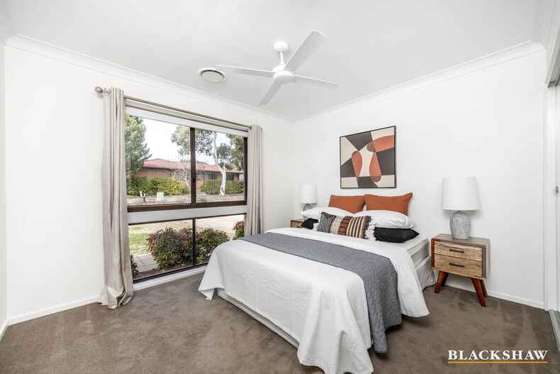 40 Smalley Circuit Giralang