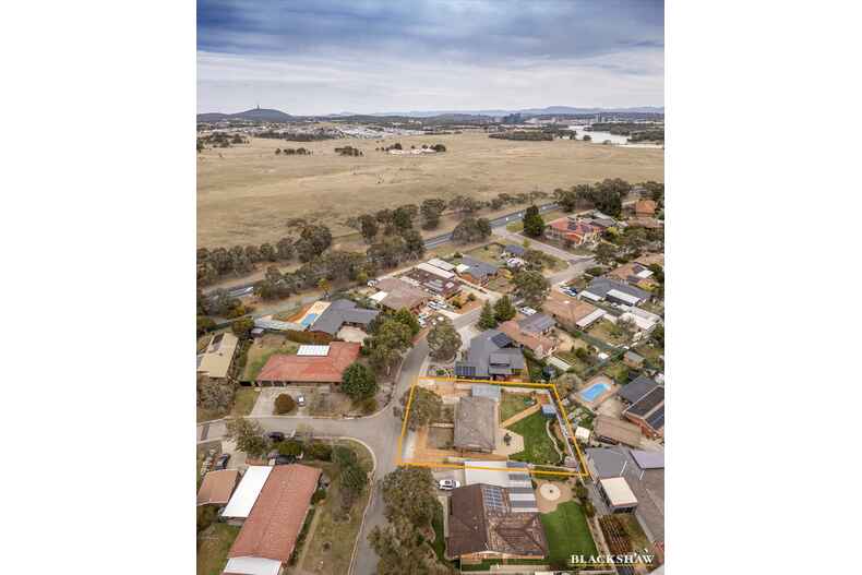 40 Smalley Circuit Giralang