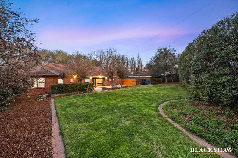 59 Flinders Way Griffith