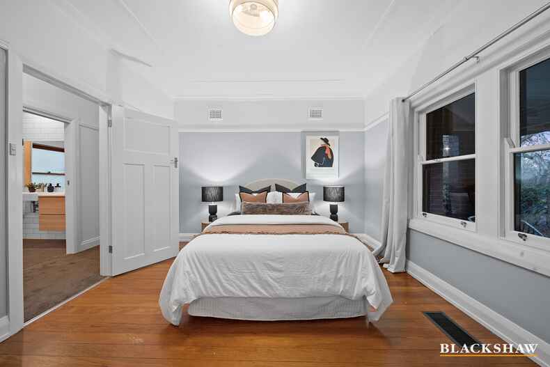 59 Flinders Way Griffith