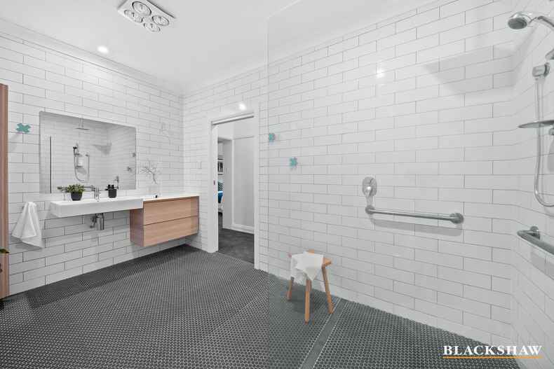 59 Flinders Way Griffith