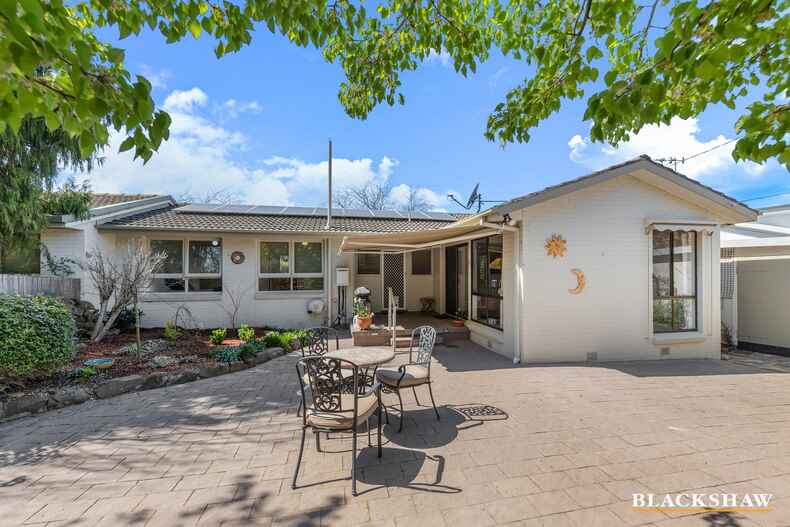 27 MacAlister Crescent Curtin 27 MacAlister Crescent Curtin