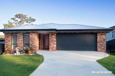 67 Freycinet Drive Sunshine Bay