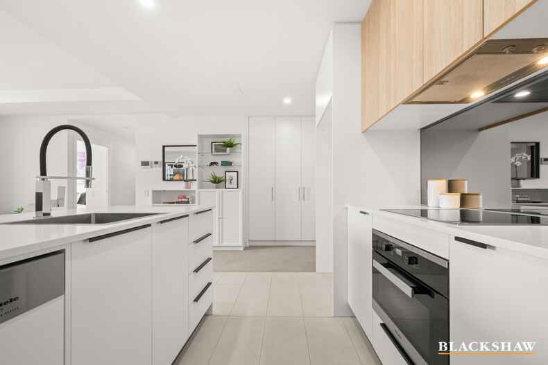 95/81 Constitution Avenue Campbell