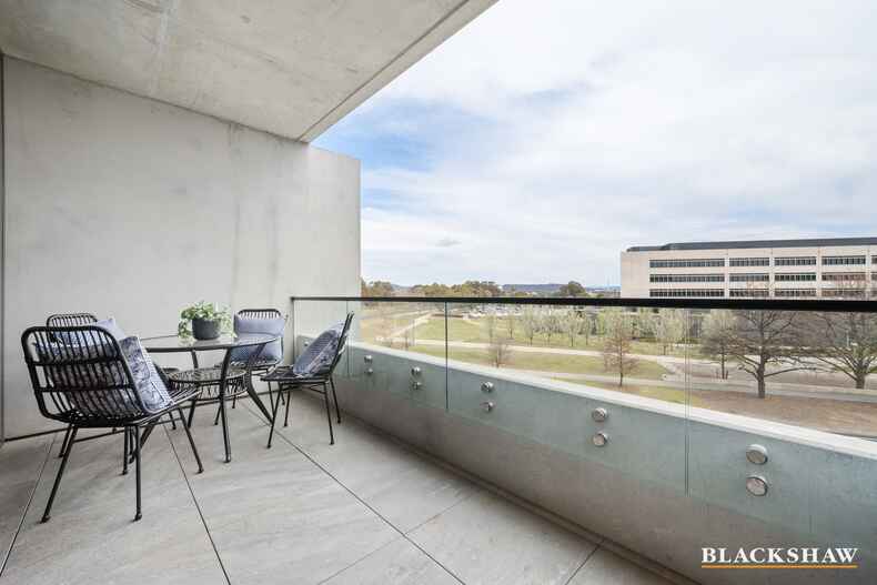 95/81 Constitution Avenue Campbell