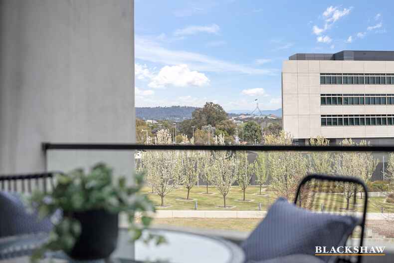 95/81 Constitution Avenue Campbell