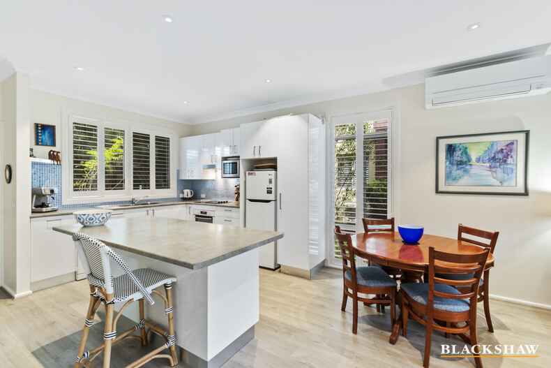 8/1A Myamba Parade Surfside 8/1A Myamba Parade Surfside