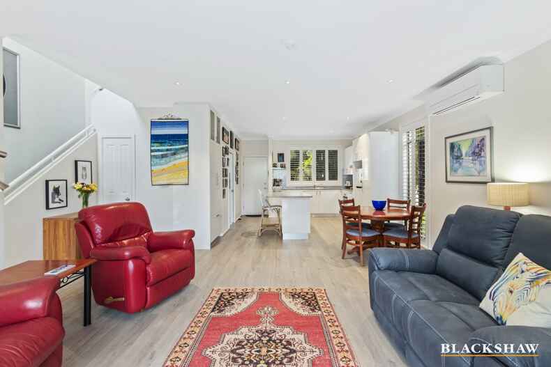 8/1A Myamba Parade Surfside 8/1A Myamba Parade Surfside