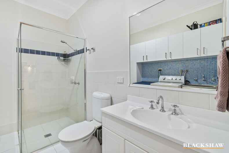 8/1A Myamba Parade Surfside 8/1A Myamba Parade Surfside