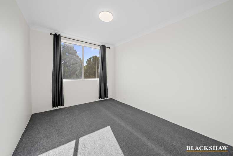 8/36 Uriarra Road Queanbeyan