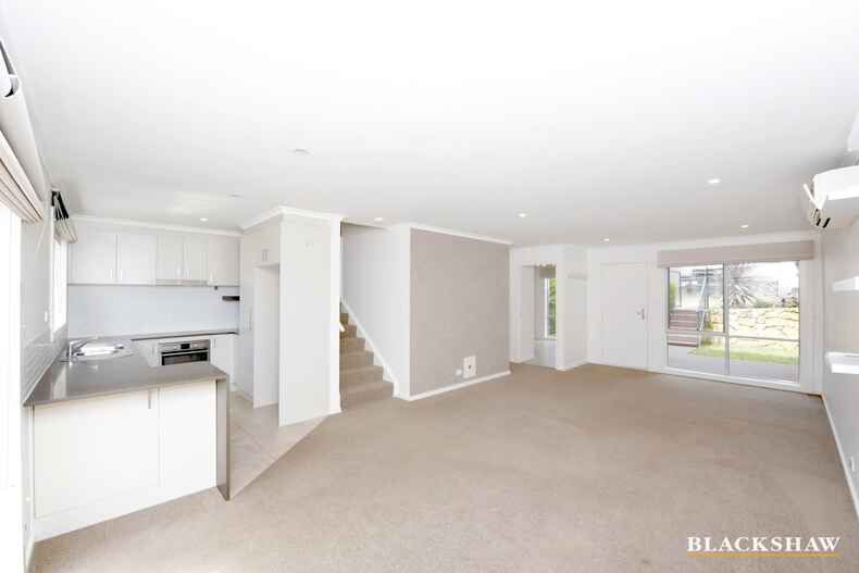 9/11 Castan Street Coombs 9/11 Castan Street Coombs