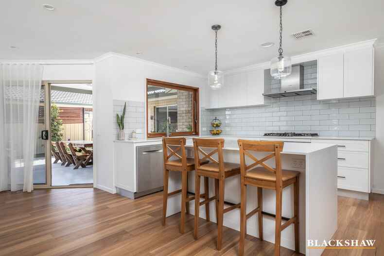 12 Doutney Place Dunlop