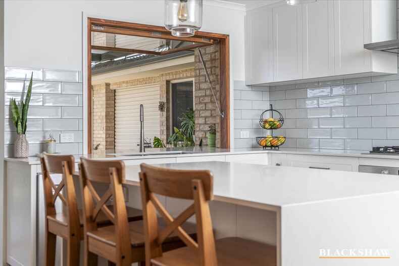 12 Doutney Place Dunlop