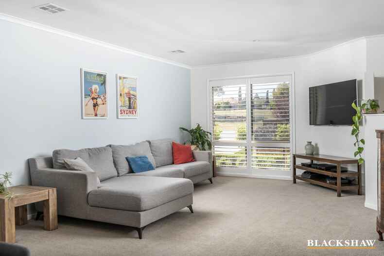 12 Doutney Place Dunlop