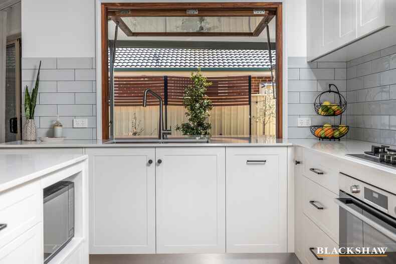 12 Doutney Place Dunlop