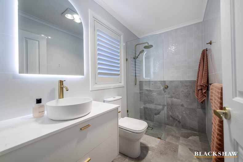 12 Doutney Place Dunlop