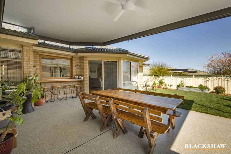 12 Doutney Place Dunlop