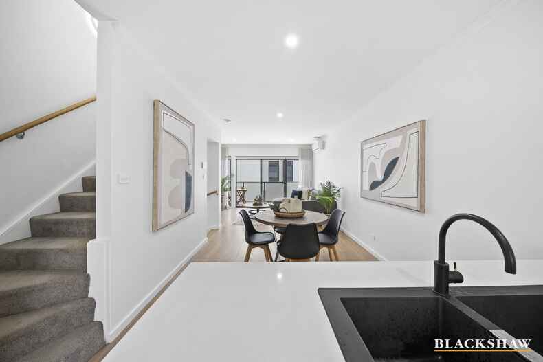 39/128 Easty Street Phillip