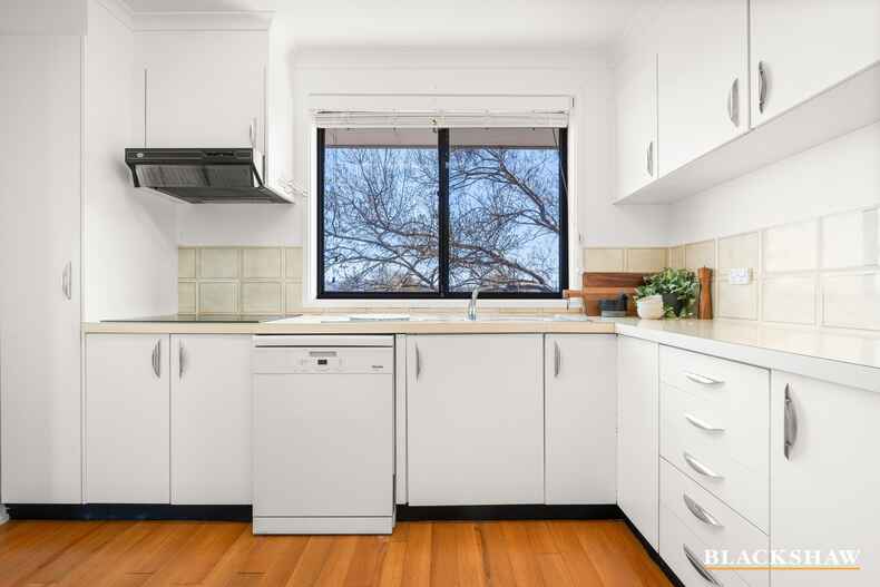 20 Johnstone Circuit Calwell