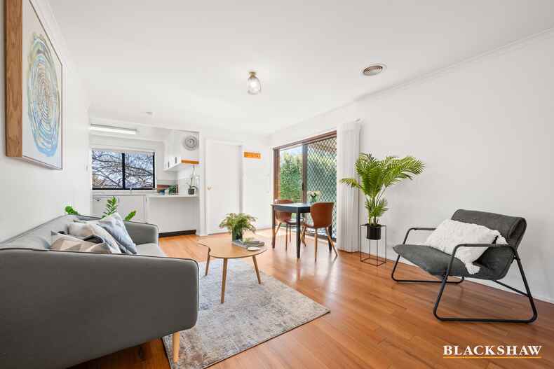 20 Johnstone Circuit Calwell