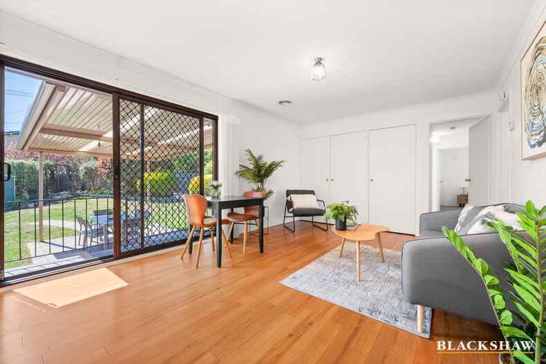 20 Johnstone Circuit Calwell