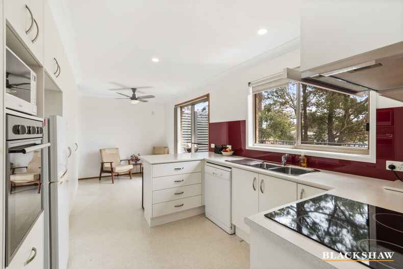 2 Wills Crescent Denhams Beach 2 Wills Crescent Denhams Beach