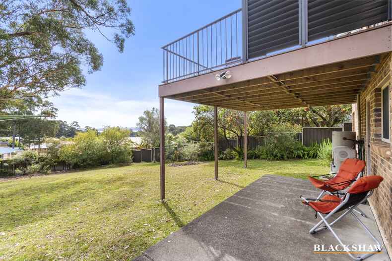 2 Wills Crescent Denhams Beach 2 Wills Crescent Denhams Beach