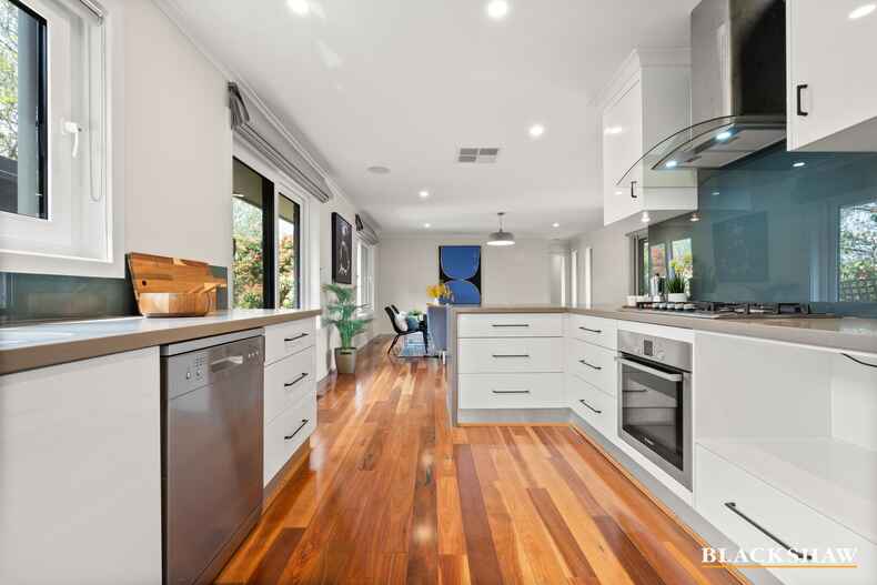 115 Scrivener Street O'Connor