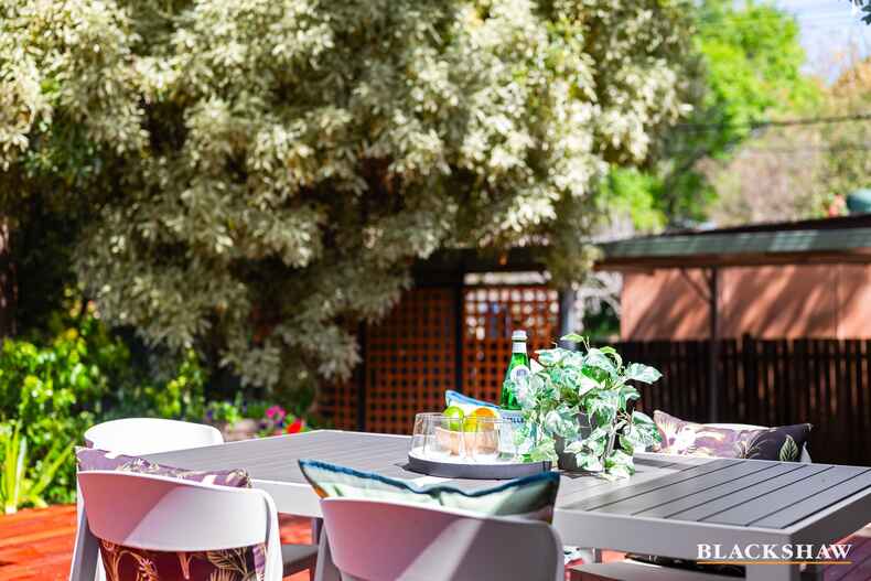 115 Scrivener Street O'Connor