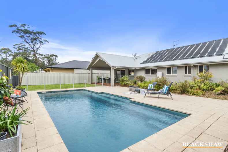 17 Woolabar Drive Broulee 17 Woolabar Drive Broulee
