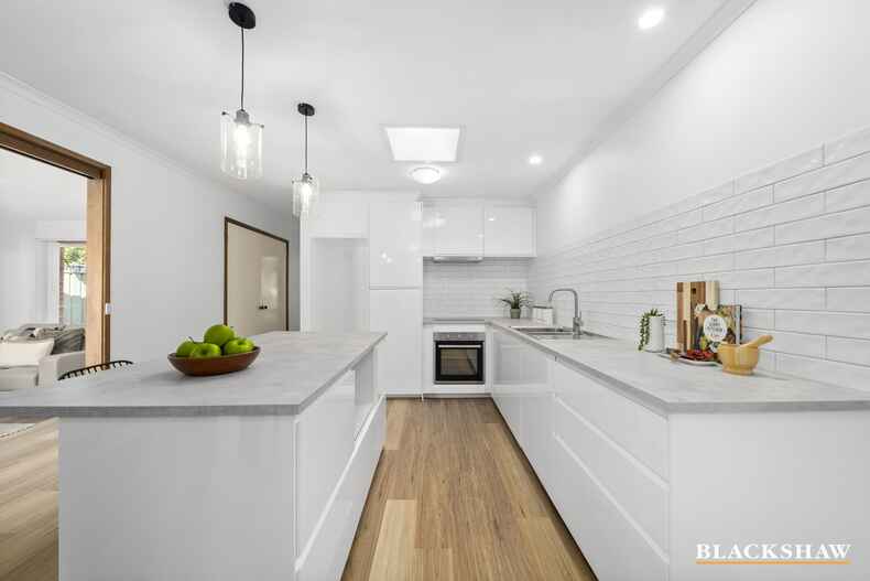 4/33 Crisp Circuit Bruce