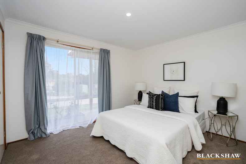 2/27 Cromwell Circuit Isabella Plains