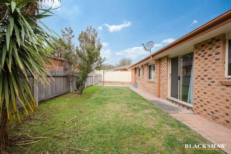 2/27 Cromwell Circuit Isabella Plains